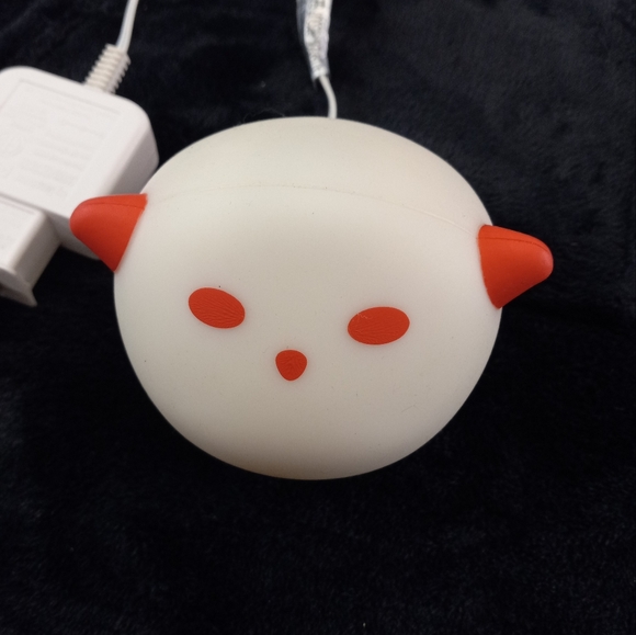 EUC Vtg IKEA Spoka Cat Color Changing Kids Night Light Up Ghost With Charger - Picture 1 of 7